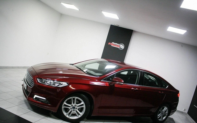 Ford Mondeo cena 75900 przebieg: 66000, rok produkcji 2016 z Borne Sulinowo małe 121